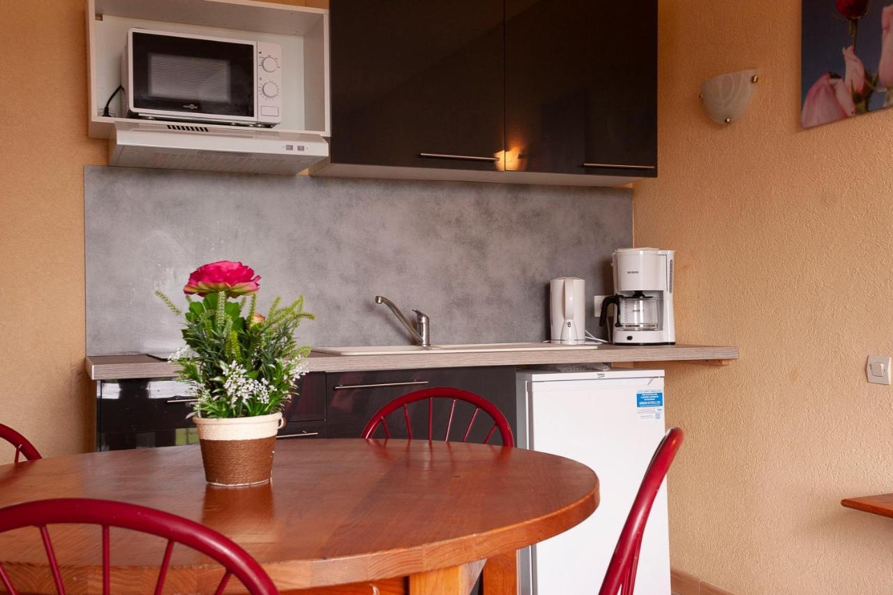 Le Catalan - Hotel Et Appartements Mont-Louis Exterior photo